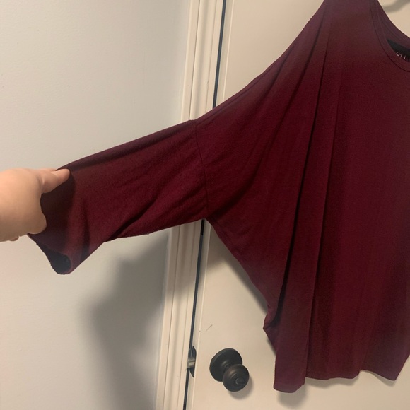 Maurice’s 24/7 Top (XL) - Picture 2 of 3